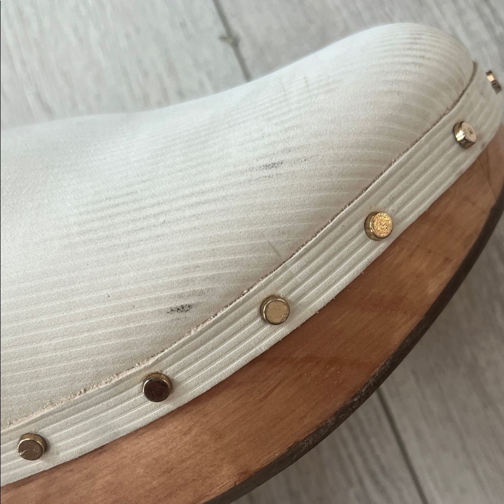 Dolce Vita Women's Cream Slip-On Mules - Picture 2 of 4